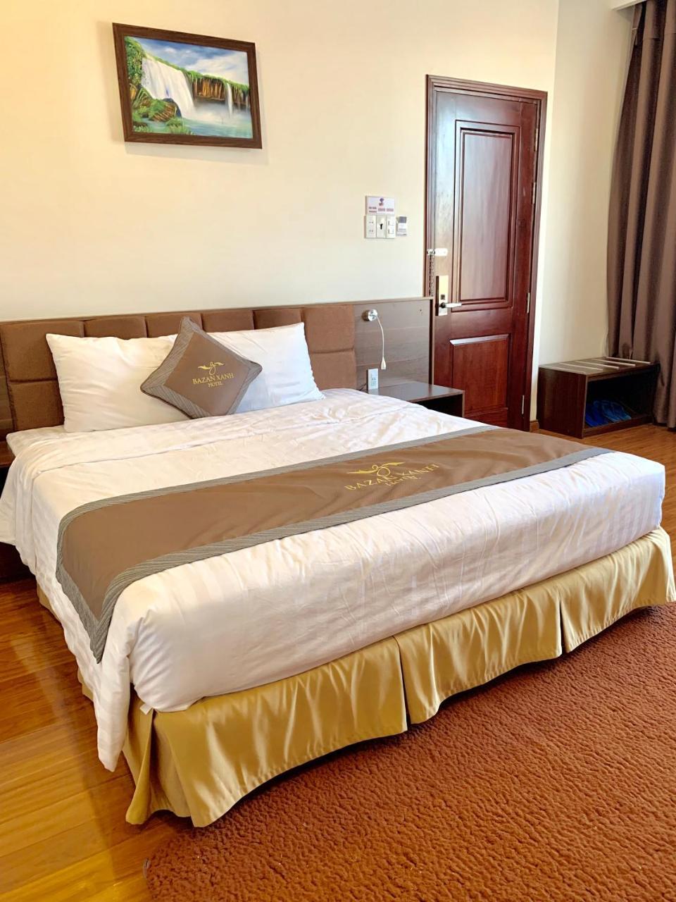 Bazan Xanh Hotel Buon Ma Thuot Bagian luar foto